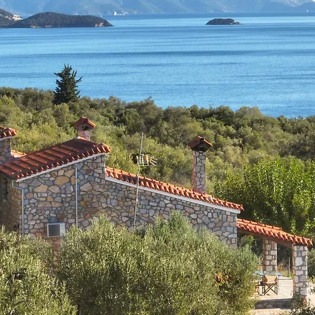 Six Independent By The Sea 度假居 *