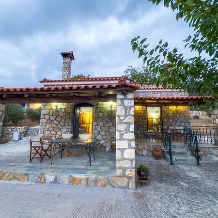 度假居 Six Independent By The Sea *