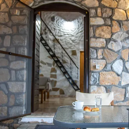 Six Independent By The Sea Casa vacanze Glífa