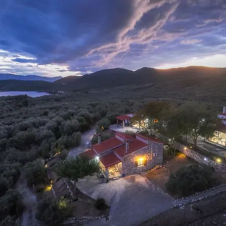 度假居 Six Independent By The Sea