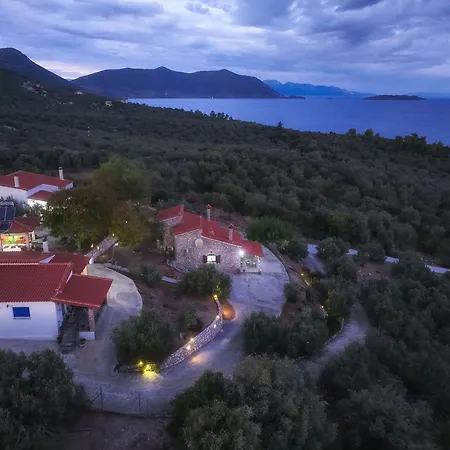 度假居 Six Independent By The Sea *